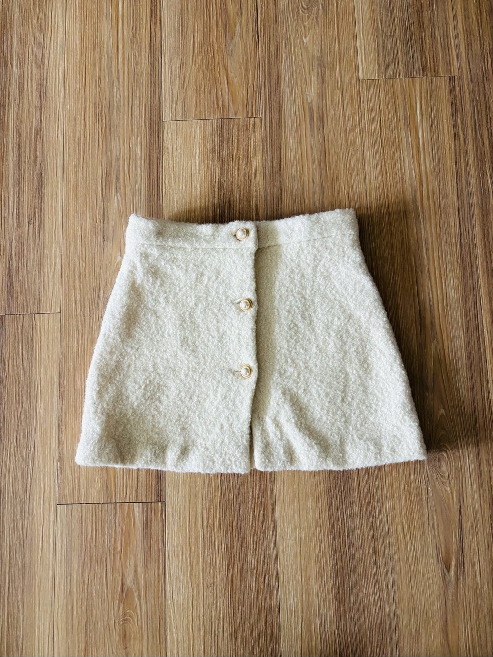 REFORMATION Brielle Mini Skirt Ivory Sherpa Cozy Pearl Buttons Womens 4 Preppy